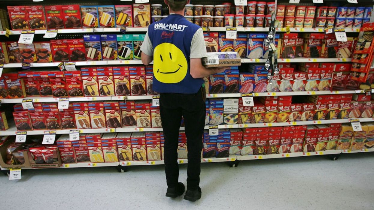 Wal-Mart Dominates U.S. Retail Economy