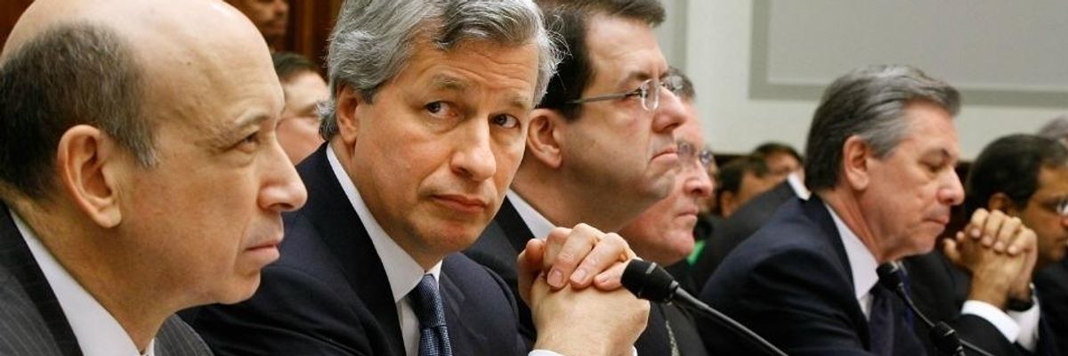 'Total Embarrassment': WaPo Rebuked for Failed Fact-Check of Sanders on Trillion-Dollar Wall Street Bailout