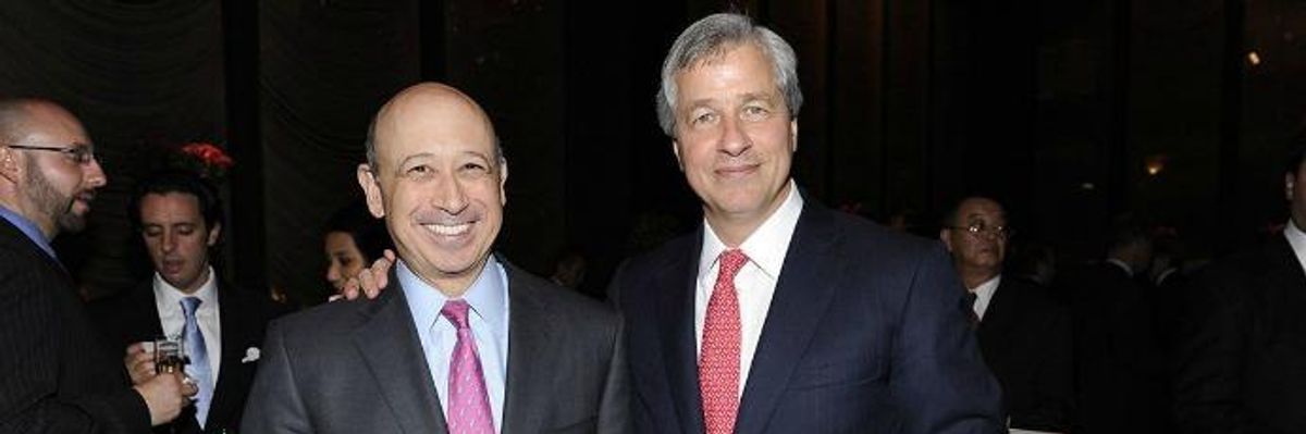 Thanks to Obama Bailouts and Trump Tax Cuts, Five Largest US Banks Have Raked in $583 Billion Since 2008 Crash