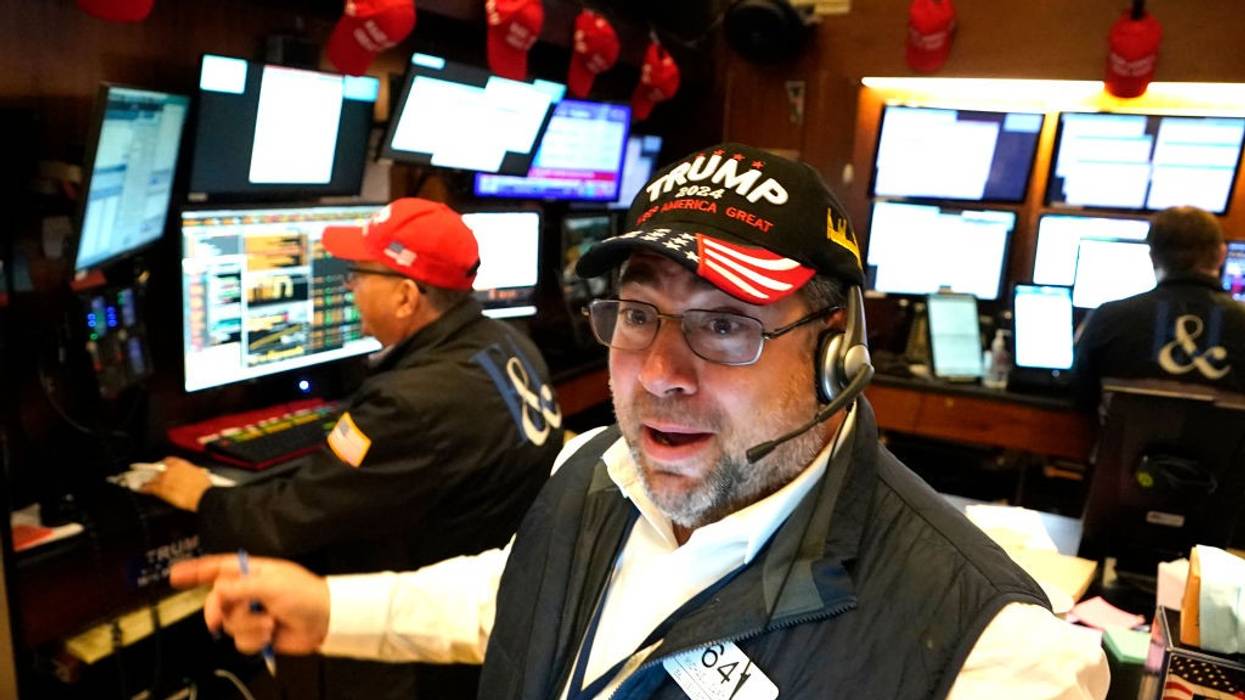 Wall Street trader wears Trump hat