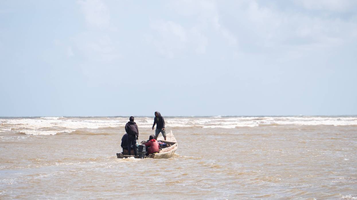 Wayuu fishermen continue coastal work amid rising regional tensions in Venezuela
