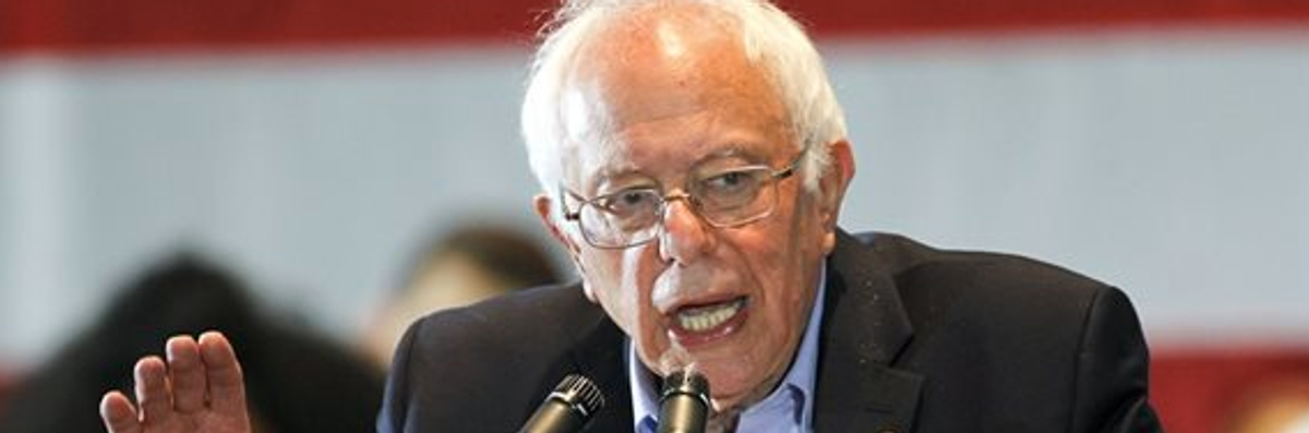 While Criticizing Maduro, Sanders Says US Should 'Not Be in the Business of Regime Change' in Venezuela