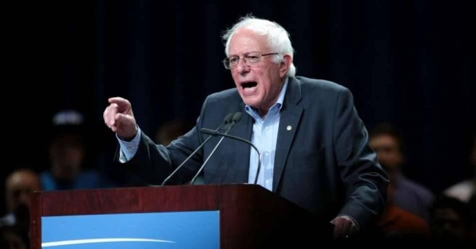 We need to ask the hard questions that the corporate media fails to ask: who owns America, and who has the political power?(Photo: Gage Skidmore/Flickr/cc)