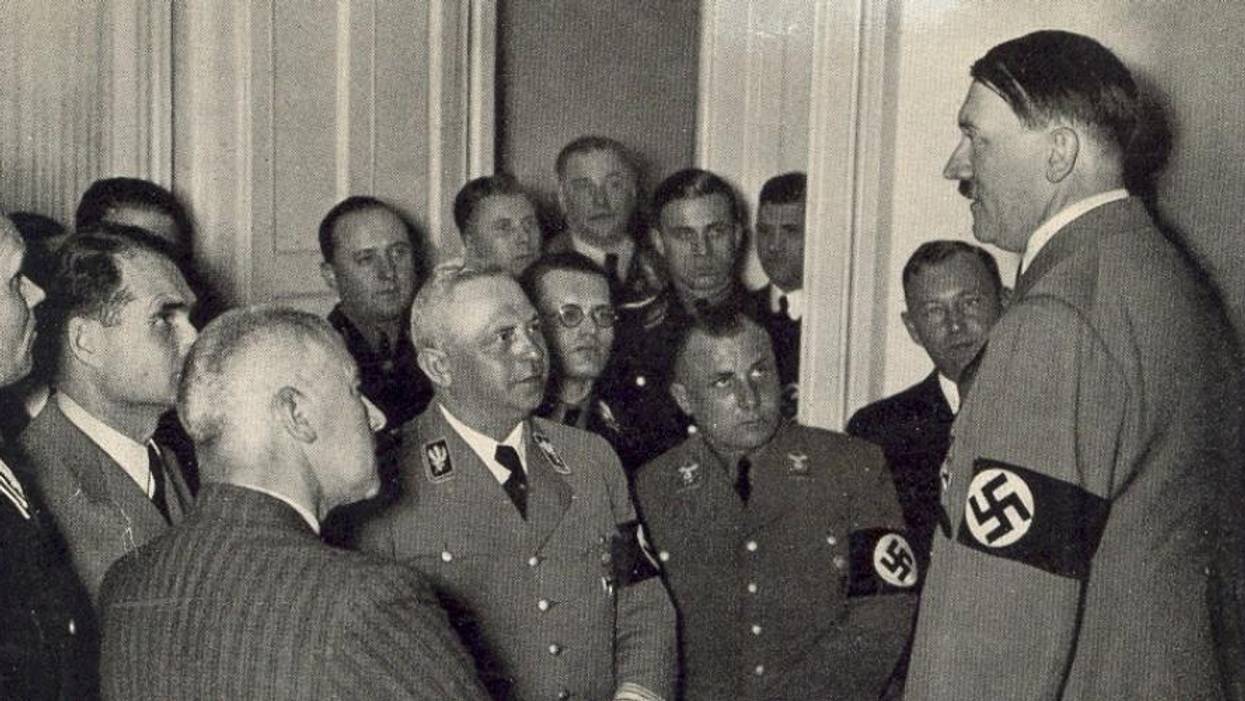 Leading Civil Rights Lawyer Shows 20 Ways Trump Is Copying Hitler's Early Rhetoric and Policies