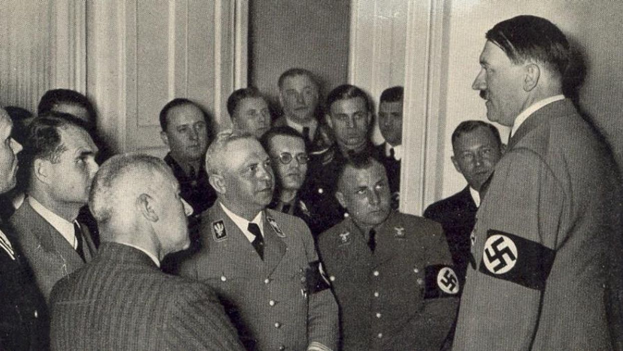 Leading Civil Rights Lawyer Shows 20 Ways Trump Is Copying Hitler's Early Rhetoric and Policies