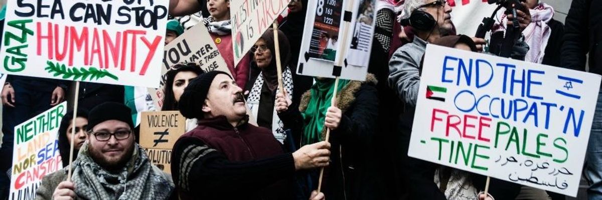 'A Cowardly Act': Democrat Leads Bipartisan Push to Sneak Criminalization of Pro-Palestinian BDS Campaign Into Must-Pass Spending Bill