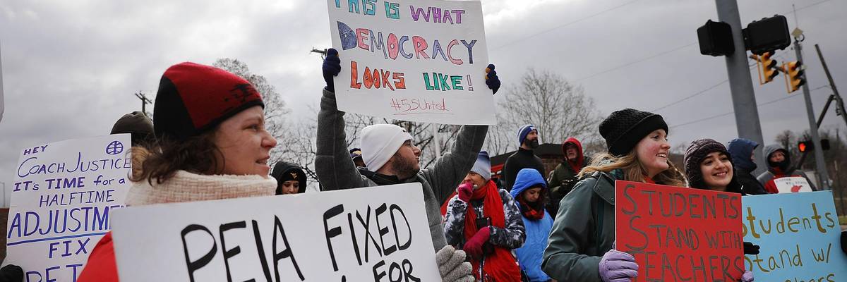 'A Class of People Rising Up' as West Virginia Teachers Strike Hits Eighth Day