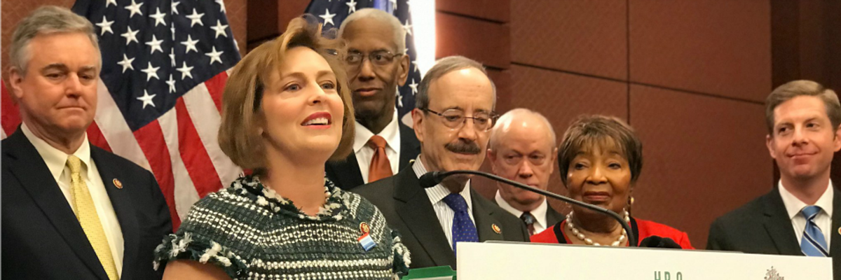 'What Climate Leadership Looks Like': Democrats' Bill Would Stop Trump From Ditching Paris Accord