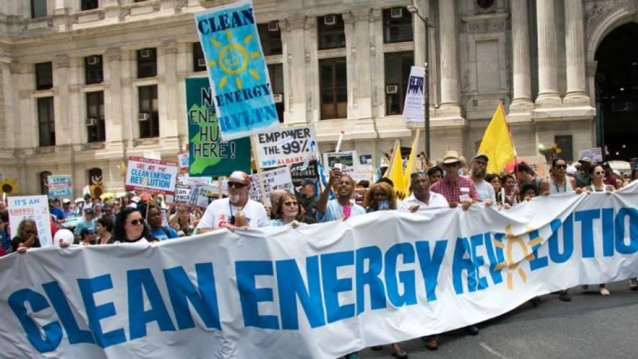 Solar With Storage Surges as Gas Falls