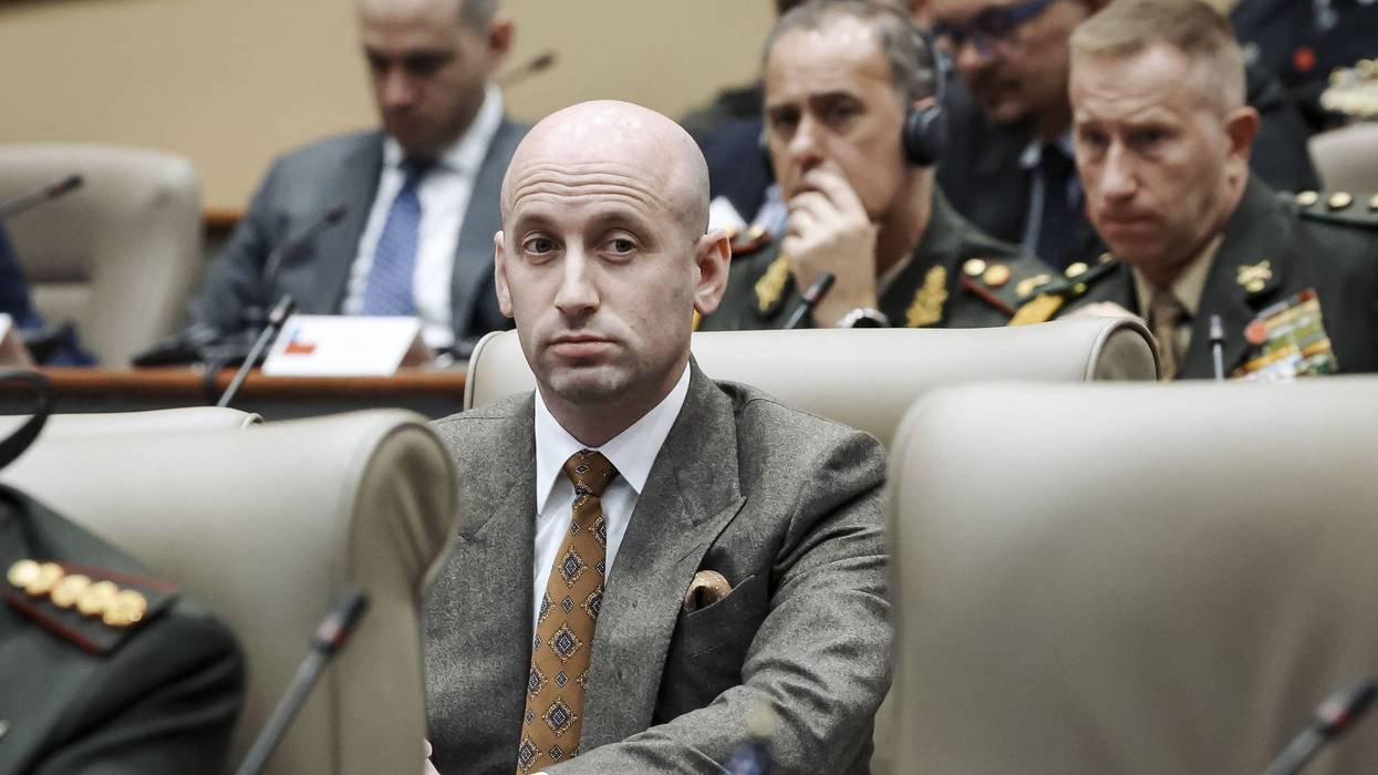 Rights Groups to Dems: Don't Give Stephen Miller What He Wants on Mass Surveillance