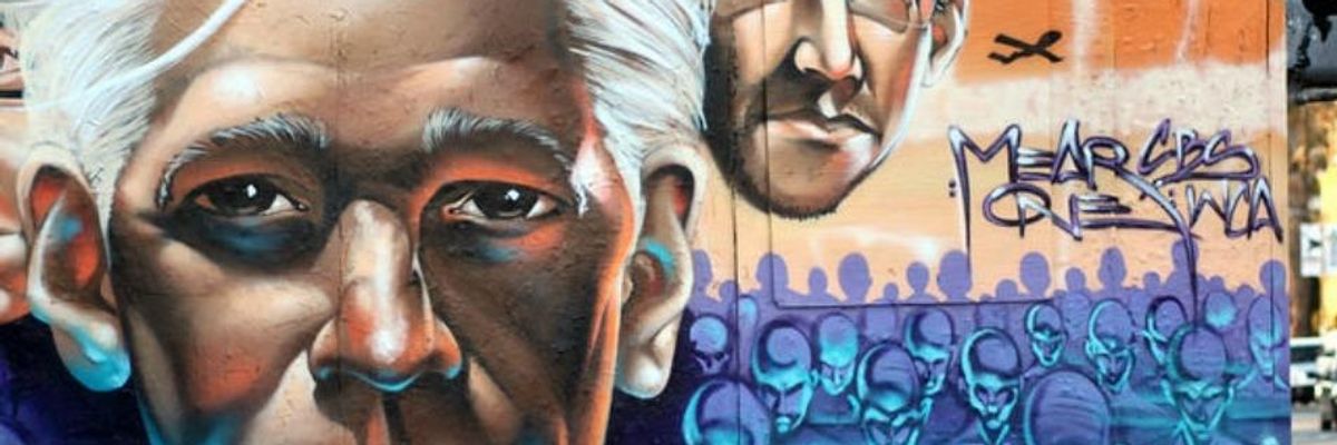 Snowden Speaks Out for Assange: 'If You Would Deny a Thing to Your Enemy, It Is Not a Right'