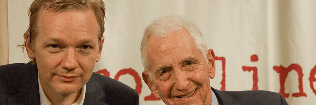 Daniel Ellsberg Tells UK Court That US Seeks Both 'Revenge' Against Julian Assange and to 'Crush' Future Whistleblowers