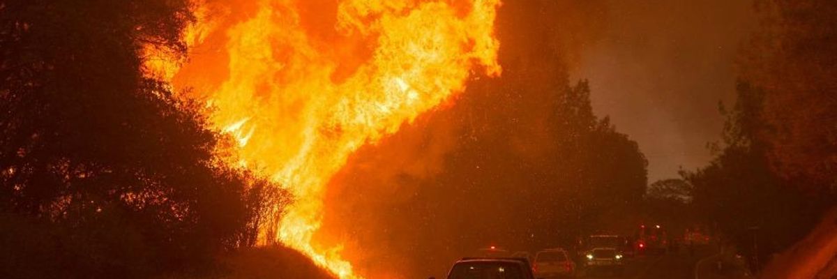 As Trump Denies Science, 'Terrifying Trend' Continues as 2017 Among Hottest Years Ever Recorded