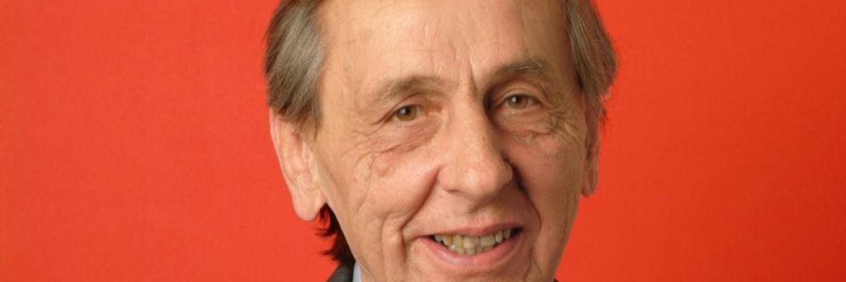 'A Stark Loss for American Journalism': Reporter and Author William Greider Dies at Age 83