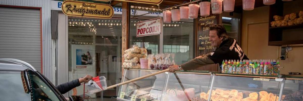 As Covid-19 Shoots US Unemployment to Great Depression Levels, Europe's Worker Safety Net Stems Mass Layoffs