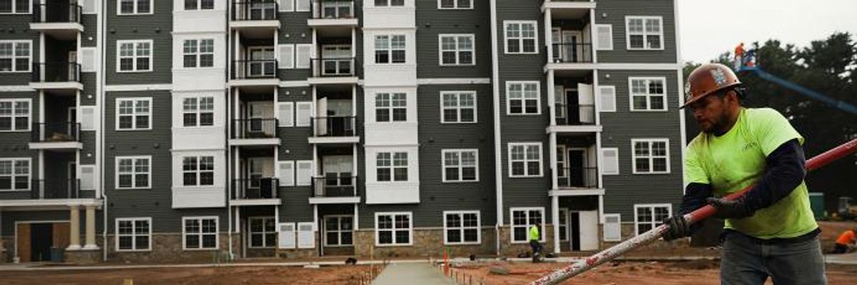'Glut of Overpriced Apartments' Has Made Rents Fall for Rich, Soar for Poor in Cities Nationwide