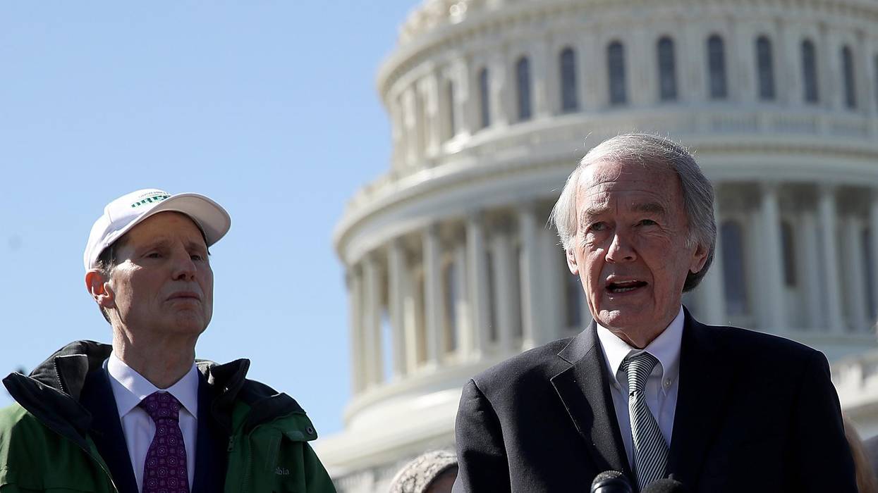 Wyden, Markey