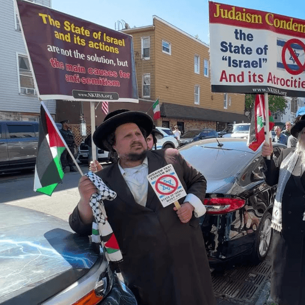 'Your Struggle Is Our Struggle' Says Hasidic Anti-Zionist Rabbi Facing ICE Deportation Over Pro-Palestinian Protest