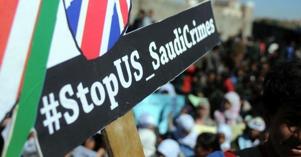 Yemeni children take part in a protest outside the United Nations Office on November 20, 2017 in Sana'a, Yemen. Protestors demand the UN and the world help Yemen's children by ending the war and lift the blockade imposed on Yemen by the Saudi-led coalition. (Photo: Mohammed Hamoud/Getty Images)