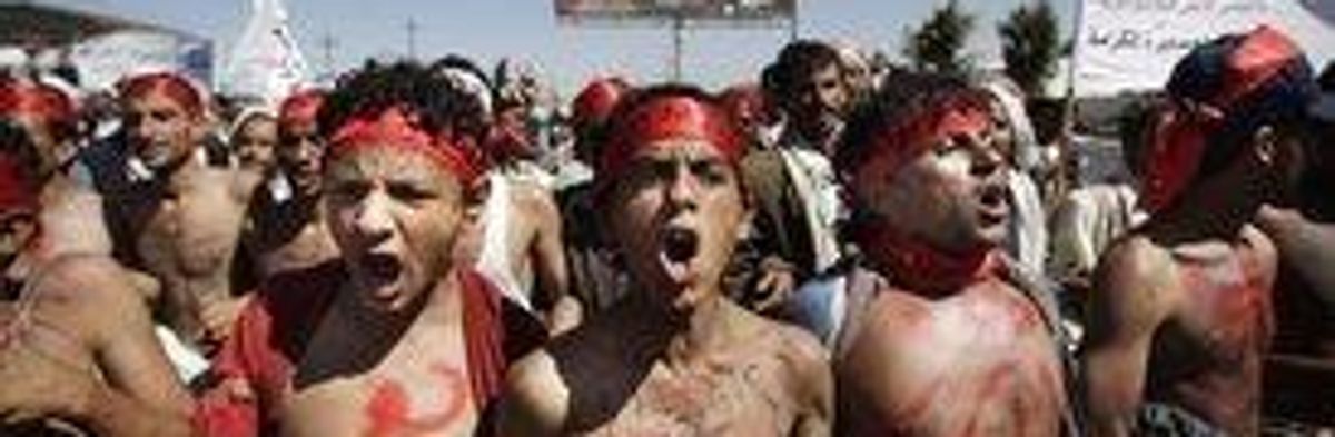 Yemen Cabinet Approves Immunity Law for Saleh