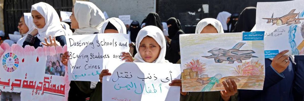 'Astonishing Moral Cowardice': Sanders and Khanna Denounce $738 Billion Bipartisan Pentagon Giveaway