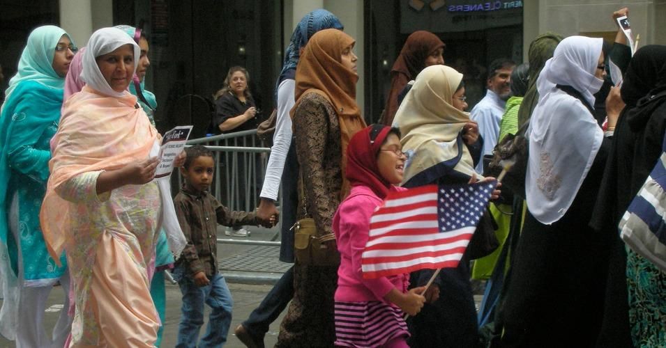 Muslims and Scholars Condemn ISIS for Betraying Religion of 'Mercy' and