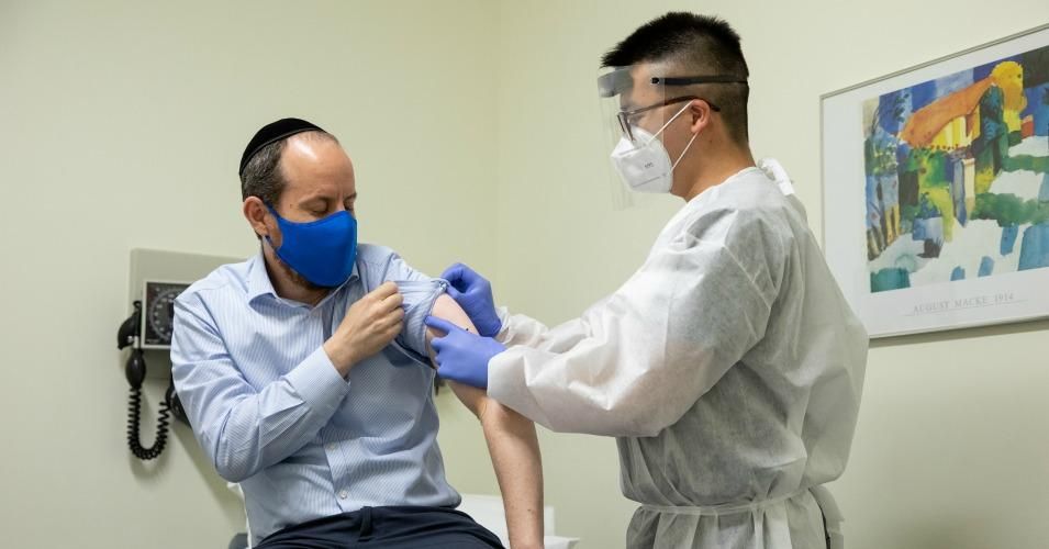 As Trump Promises 'Warp Speed' Covid-19 Vaccine, Health Experts Caution Against Political Interference