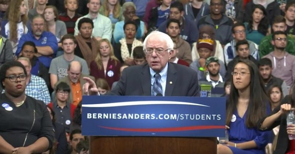Slamming War on Drugs, Sanders says Let States Make Pot Legal