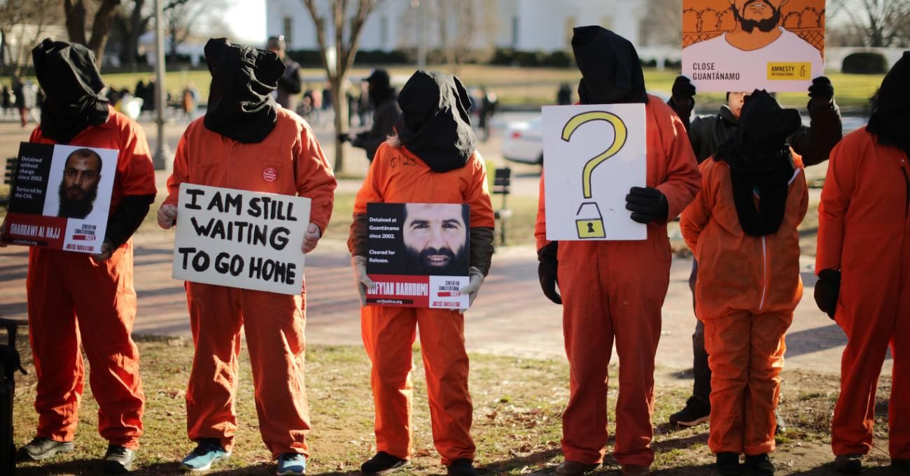 Demonstrators demand the release of Guantanamo Bay prisoners