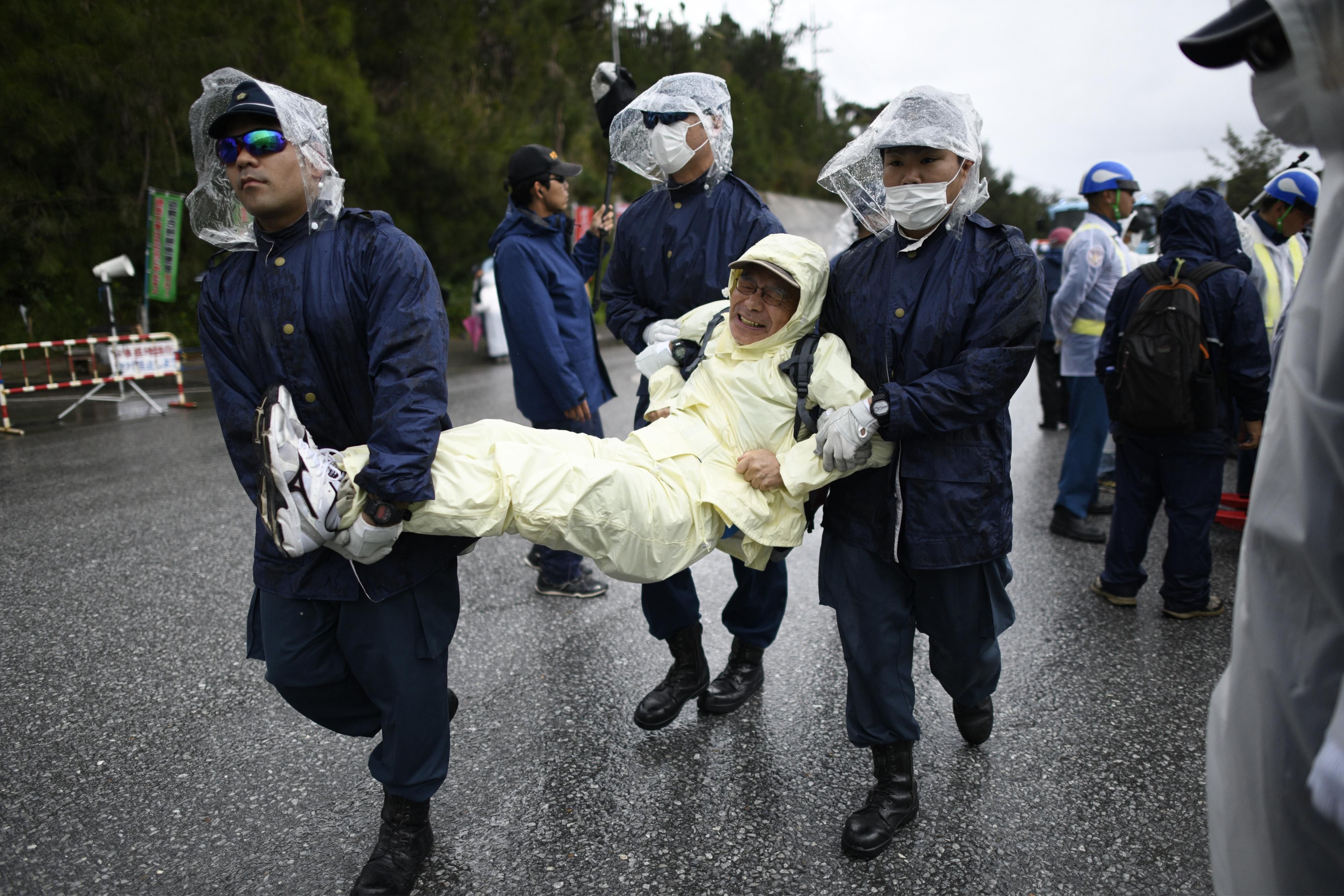 Okinawa base protest 