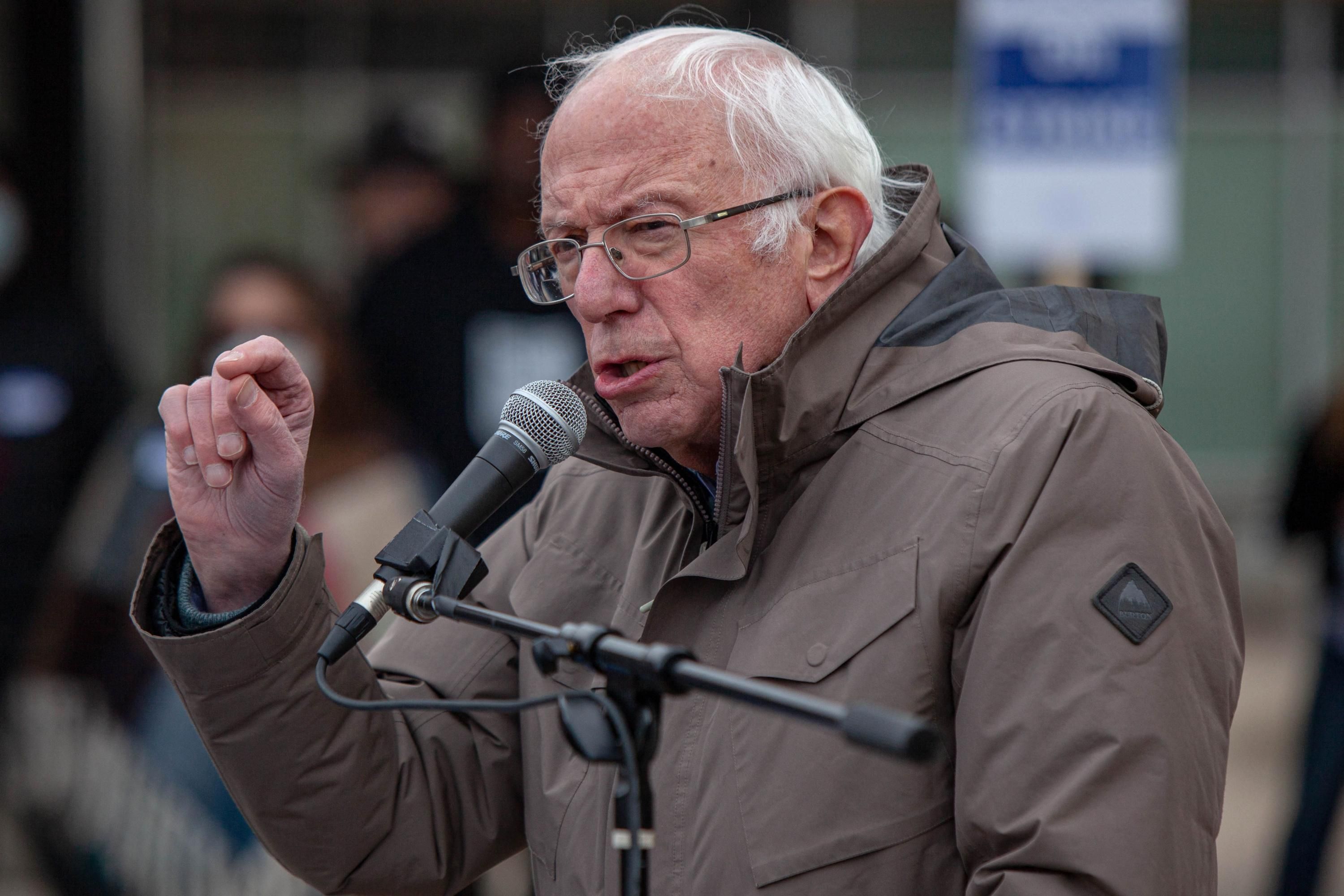 Sen. Bernie Sanders speaks to striking workers