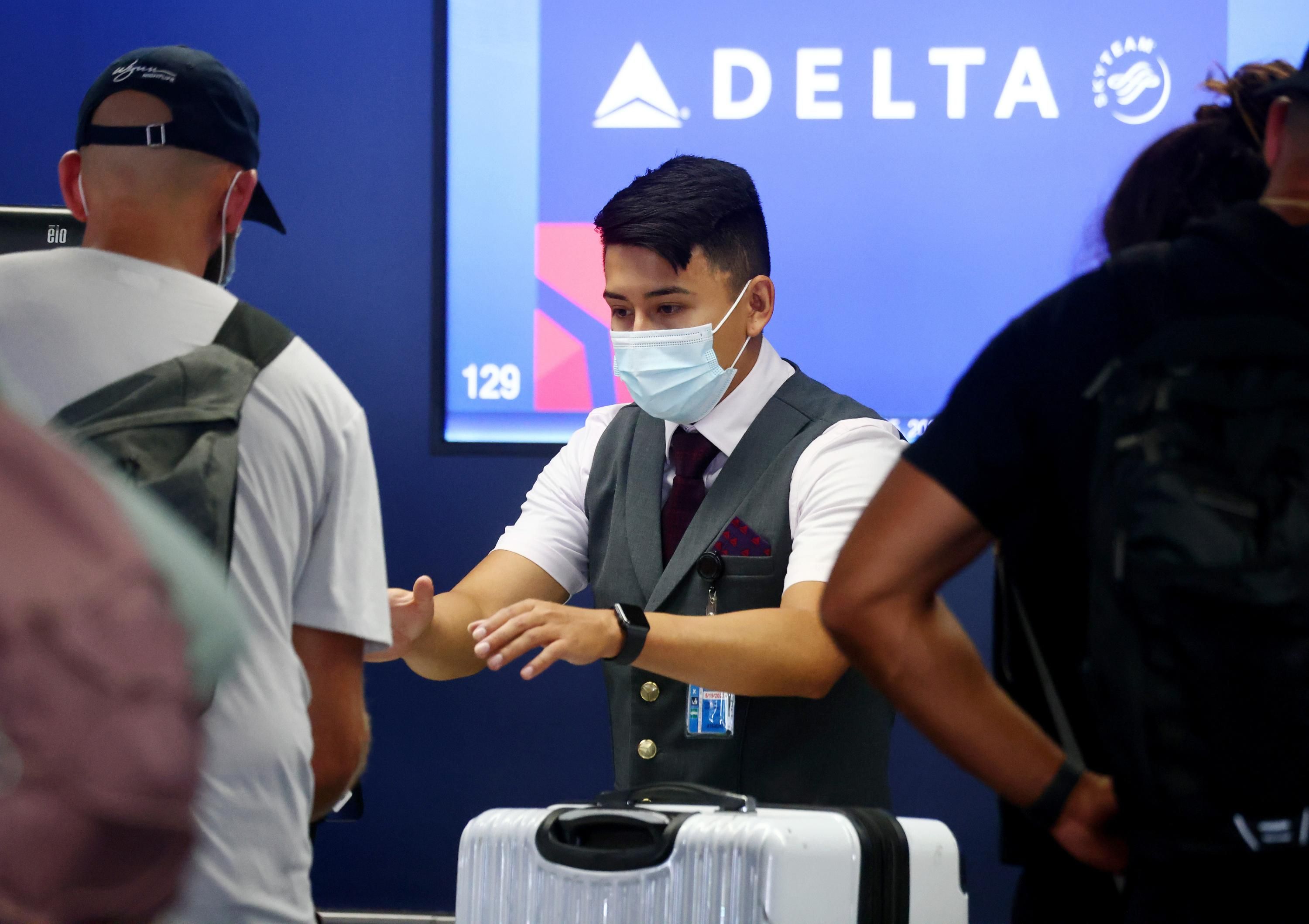 A Delta Air Lines employee