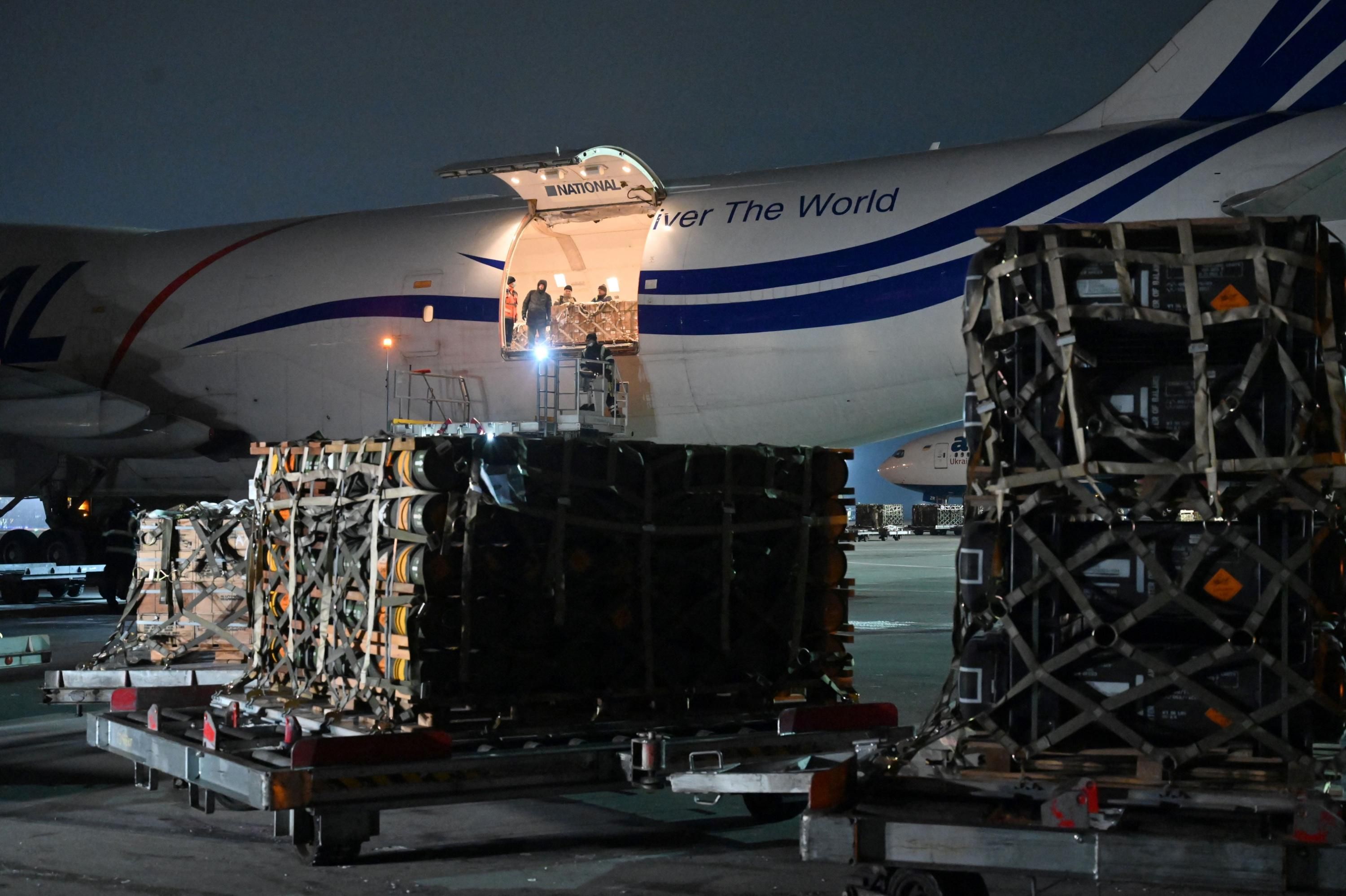 U.S. weapons arrive in Ukraine