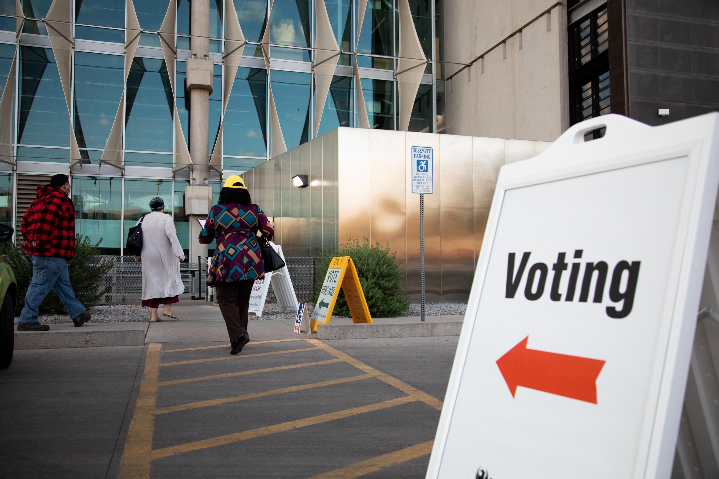 Arizona voters head to the polls