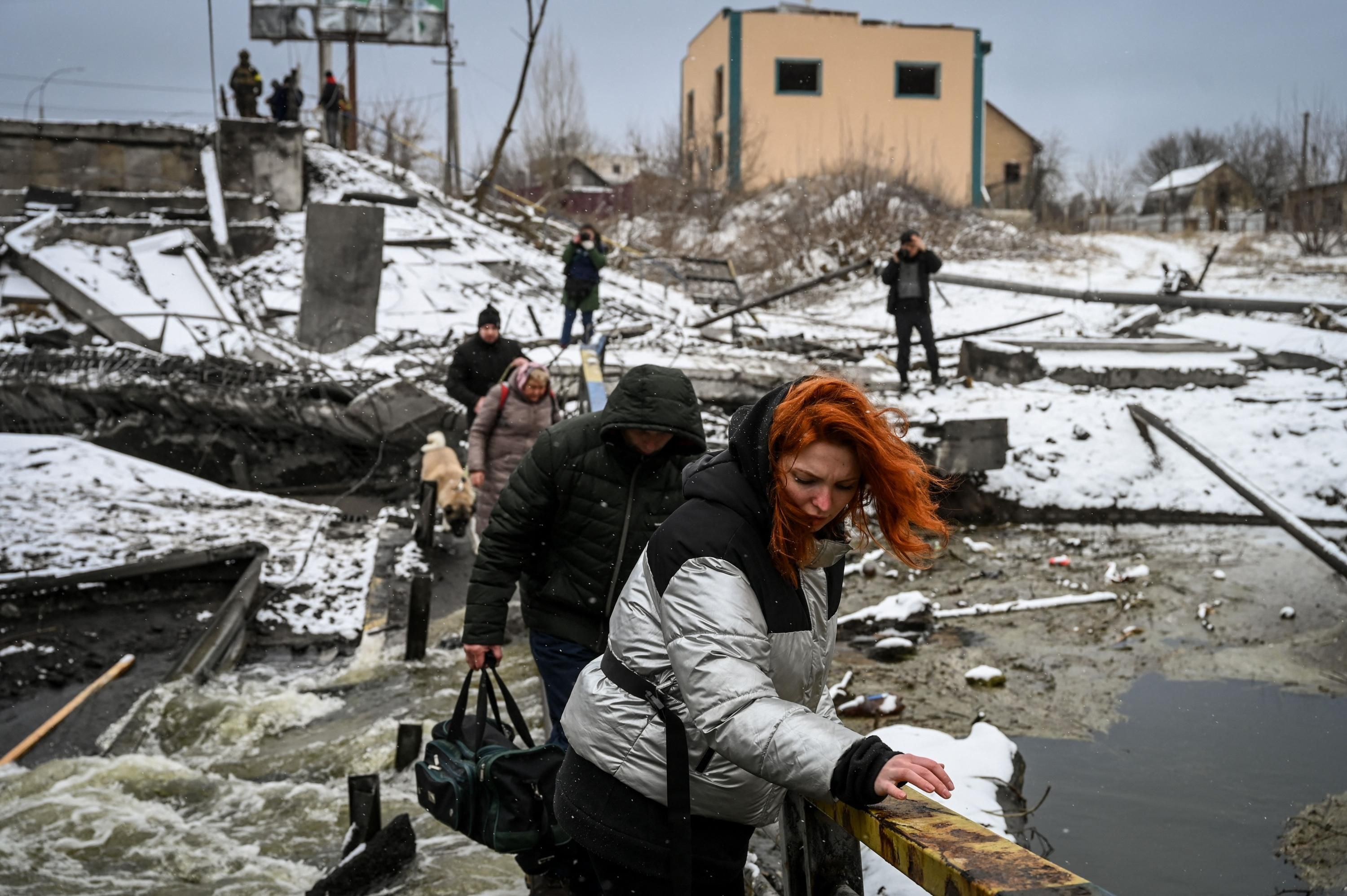 Kyiv residents leave