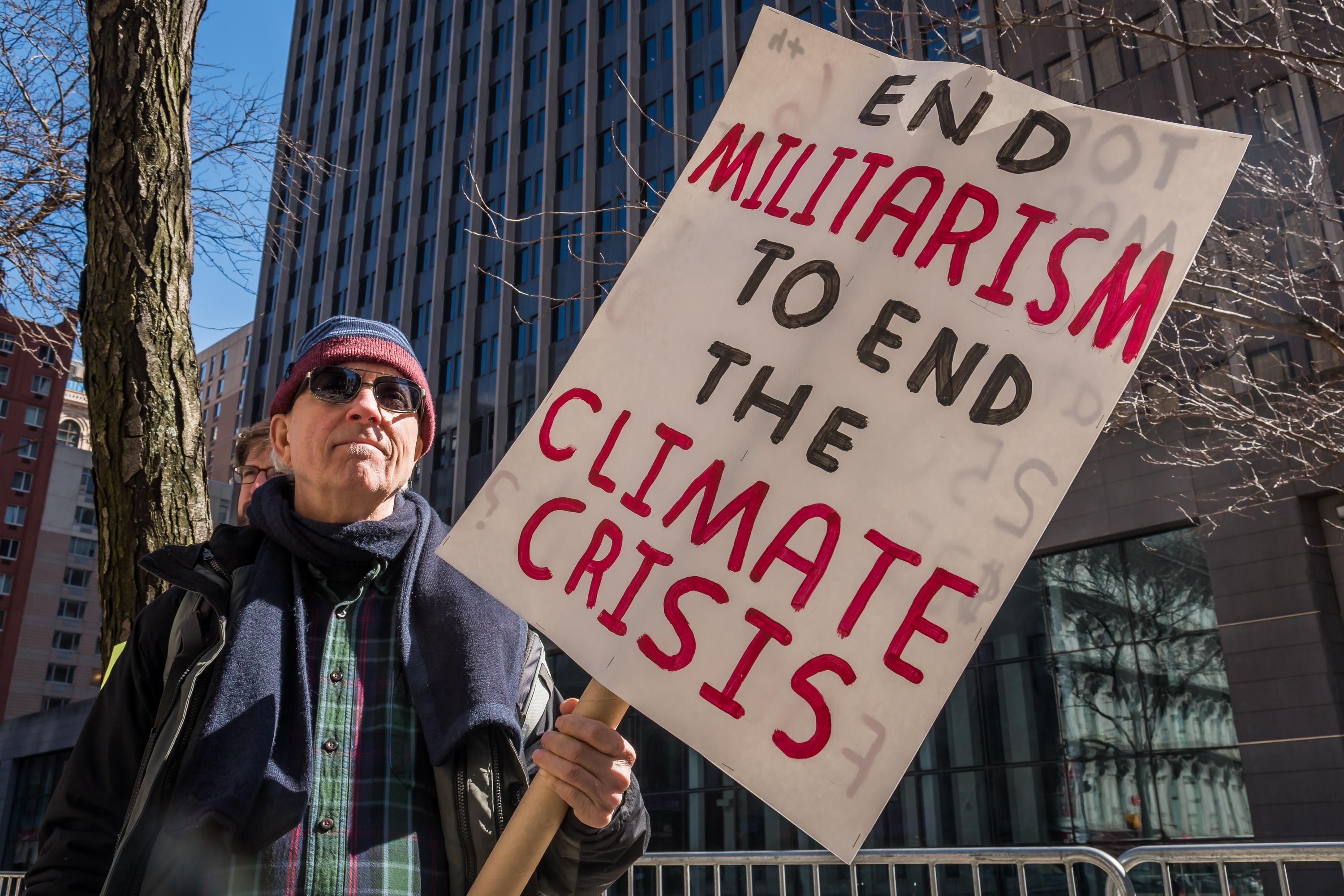 end_militarism_climate_crisis