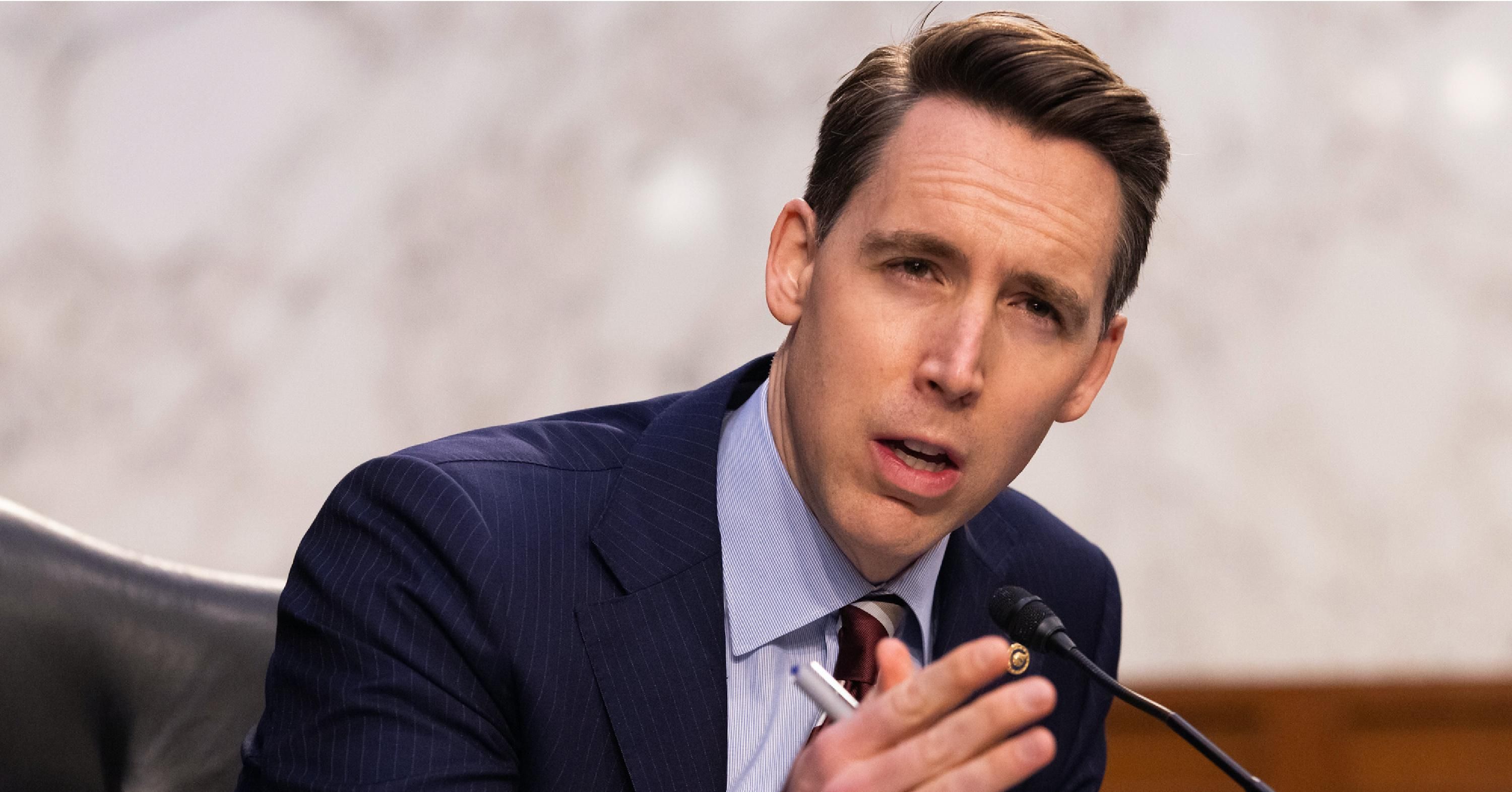 hawley_2000x1047