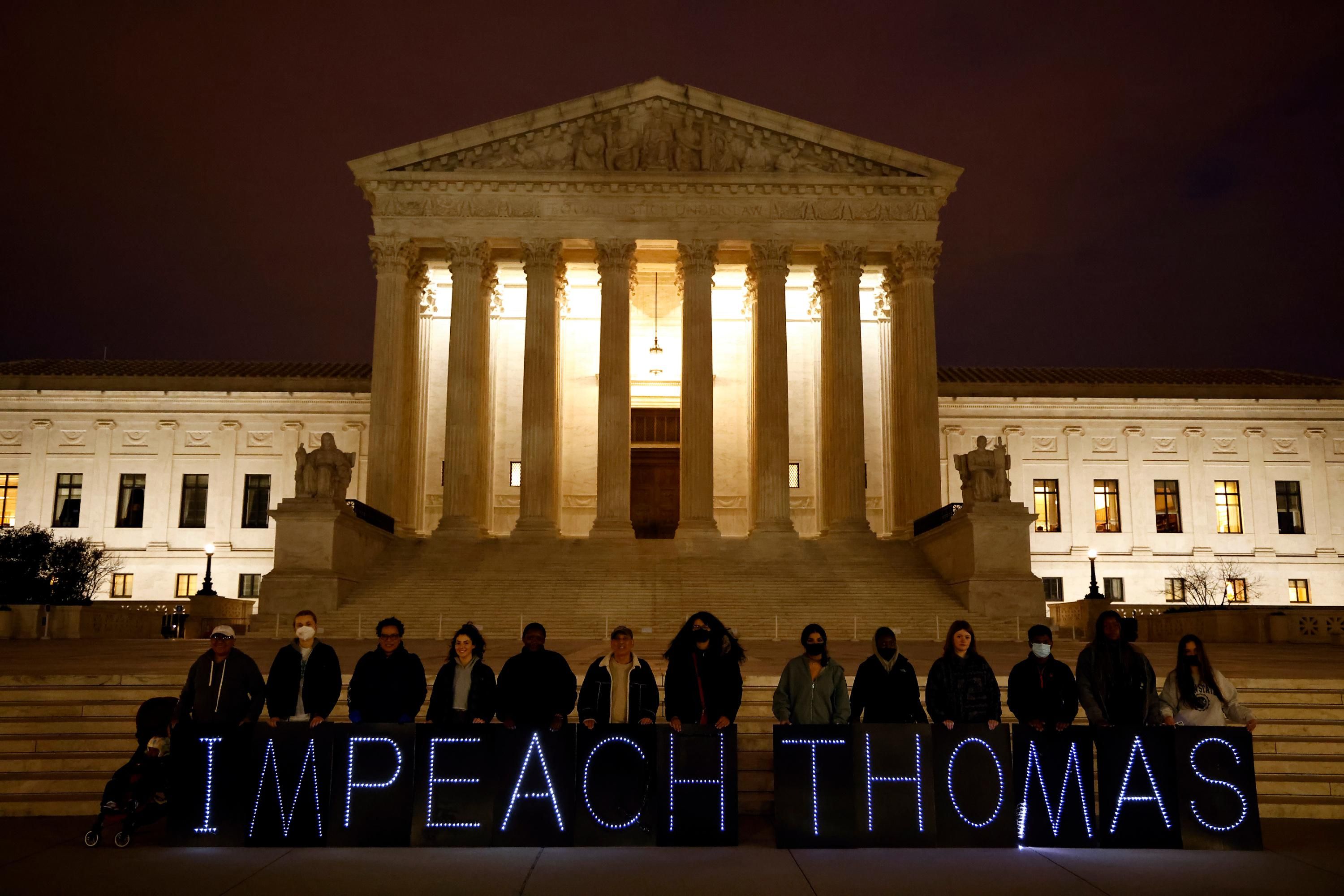 impeach_thomas