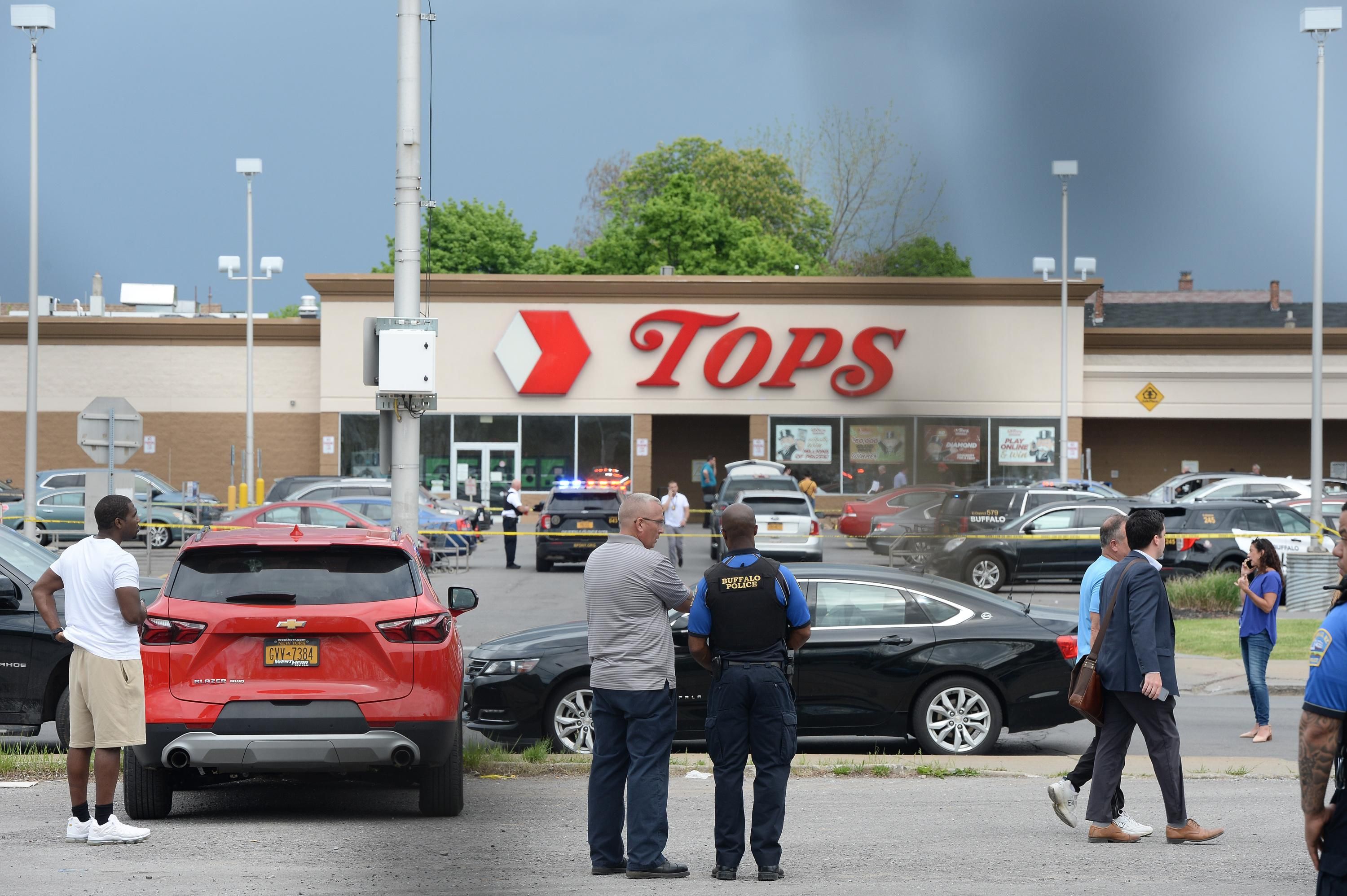buffalo_shooting_tops