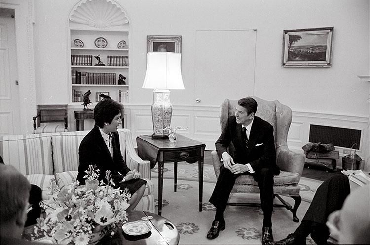 Anne Gorsuch meeting with President Ronald Reagan in the Oval Office