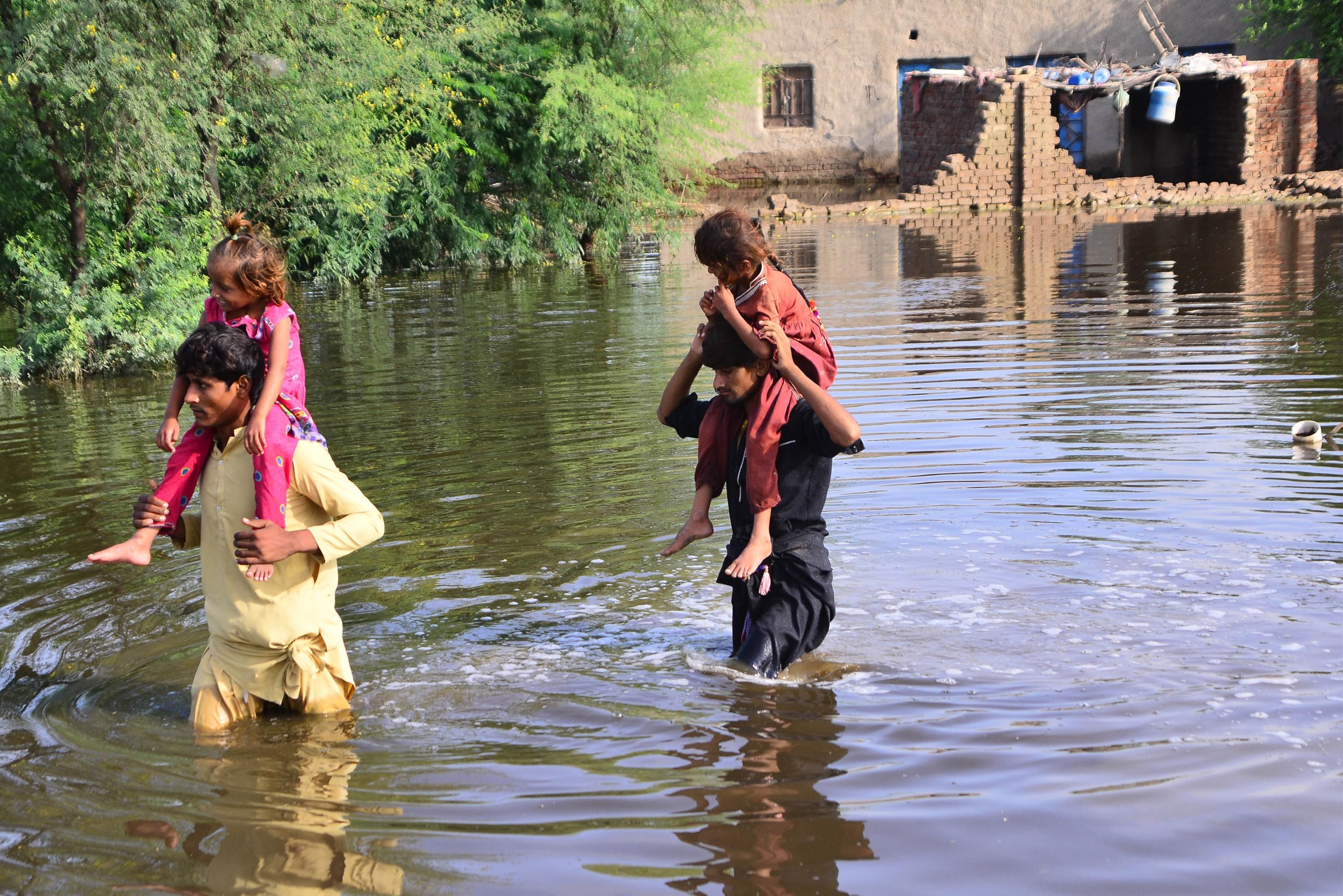 Pakistan flooding victims