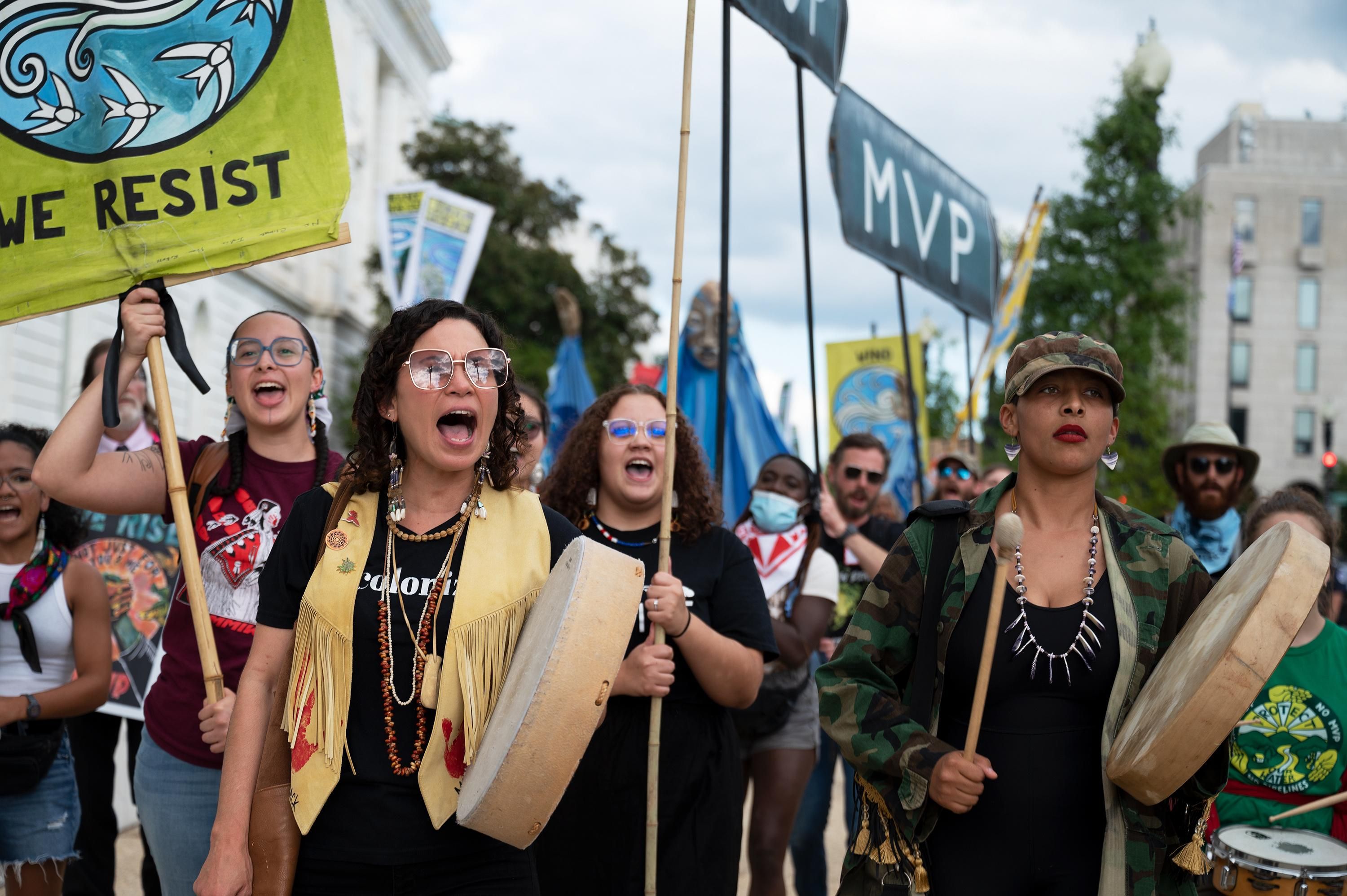 DC mobilization against dirty deal