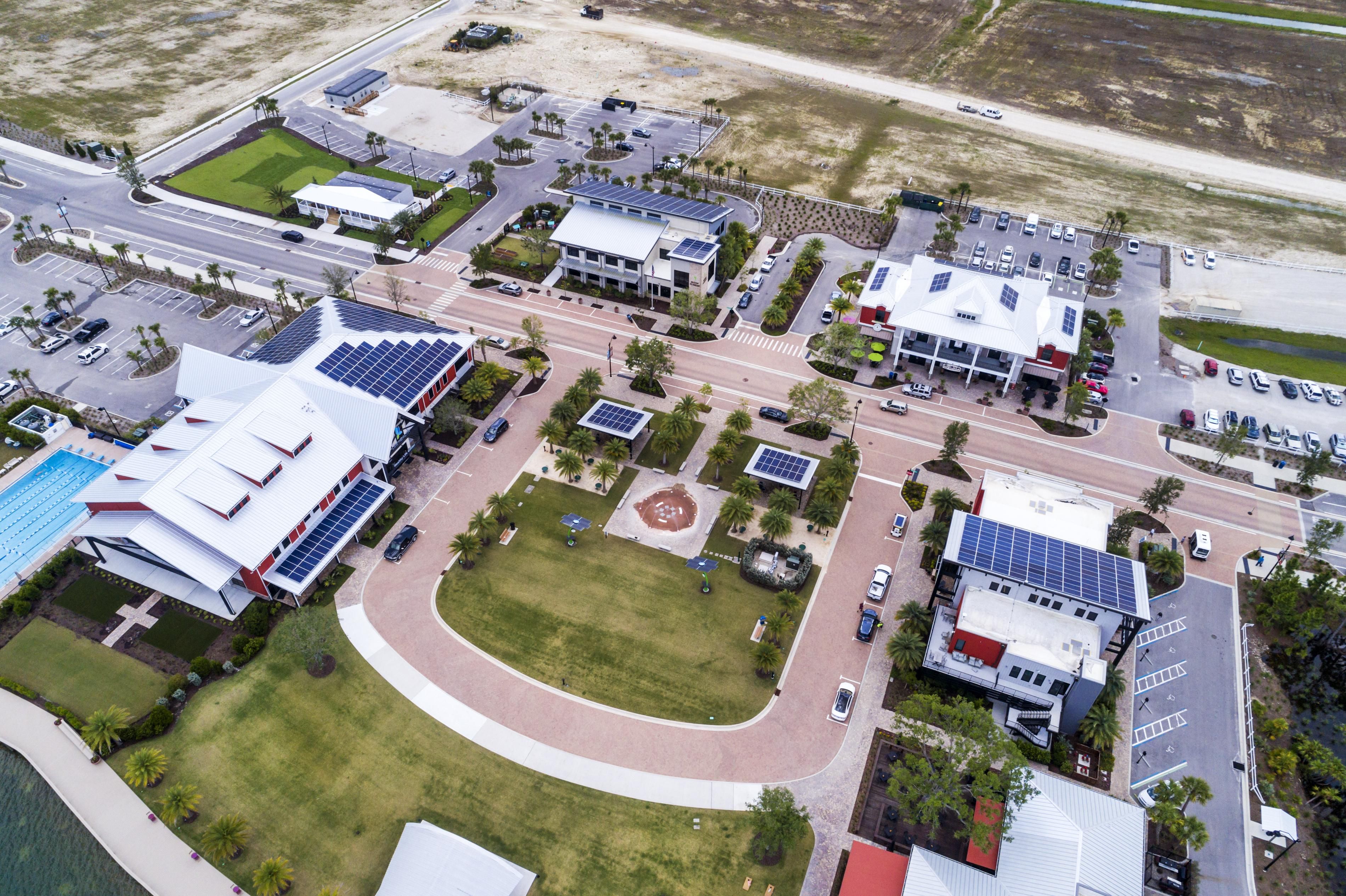 solar_powered_town_florida