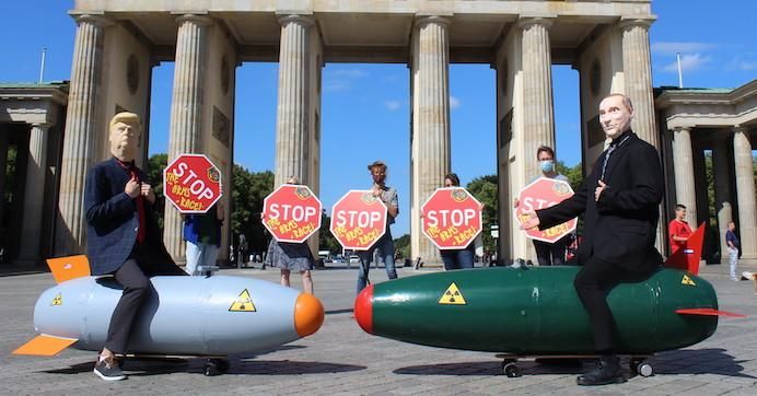 Peace activists stage a demonstration in Berlin on July 30, 2020. (Photo: Regine Ratke/IPPNW)