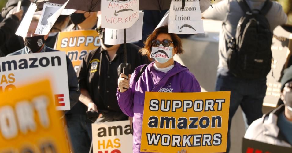 Theresa Velasco, a union member of SEIU 721, participates in a rally on March 22, 2021 in downtown Los Angeles in support of Amazon warehouse workers in Bessemer, Alabama who are trying to unionize. (Photo: Al Seib/Los Angeles Times via Getty Images).