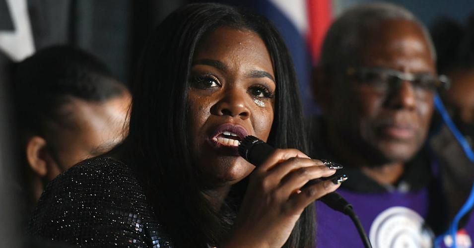  Congresswoman-elect Cori Bush speaks during her election-night watch party on November 3, 2020 at campaign headquarters in St. Louis, Missouri. (Photo: Michael B. Thomas/Getty Images)