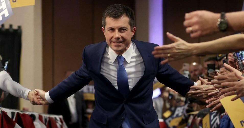 Democratic presidential candidate former South Bend, Indiana Mayor Pete Buttigieg greets supporters as he arrives at a town hall campaign event at the Denver Airport Convention Center February 22, 2020 in Denver, Colorado. Nevada held its presidential caucus earlier today. (Photo: Win McNamee/Getty Images)