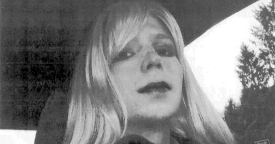 Chelsea Manning's attorneys released a statement Monday which read, "She is someone who has fought so hard for so many issues we care about and we are honored to fight for her freedom and medical care." (Photo: U.S. Army/File)