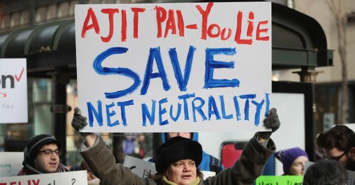 Supporters of net neutrality rules