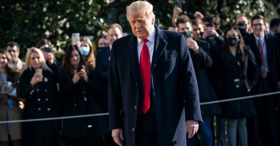 President Donald Trump leaves the White House to travel to Alamo, Texas on January 12, 2021. (Photo: Drew Angerer/Getty Images)
